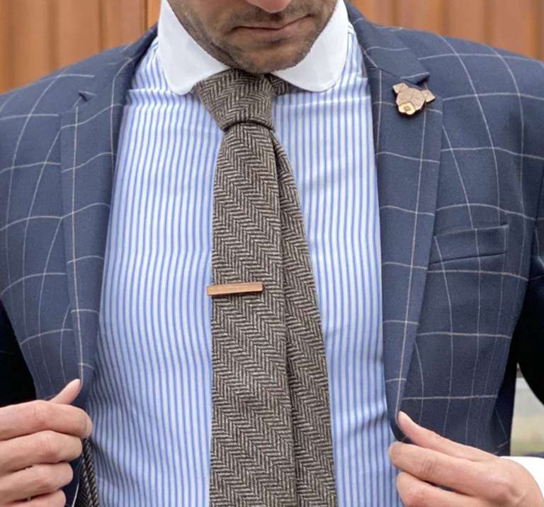 Tie pins checkered